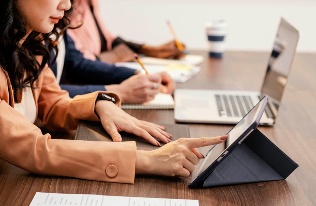 5 Smart Ways to Manage Your Business Finances Digitally